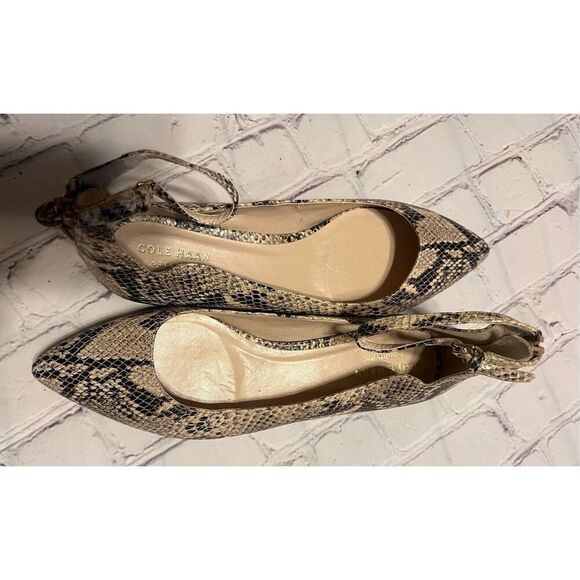 Cole Haan Size 6.5 Pointed Toe Ankle Strap Flats Snakeskin Print Neutral Spring - Picture 7 of 13